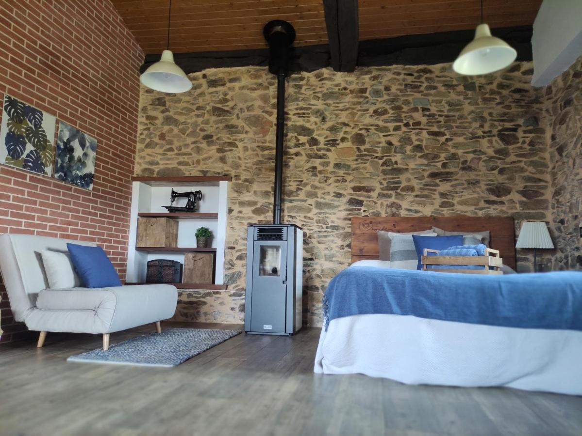 Vila Mini Piconeiro II Pravia Exteriér fotografie