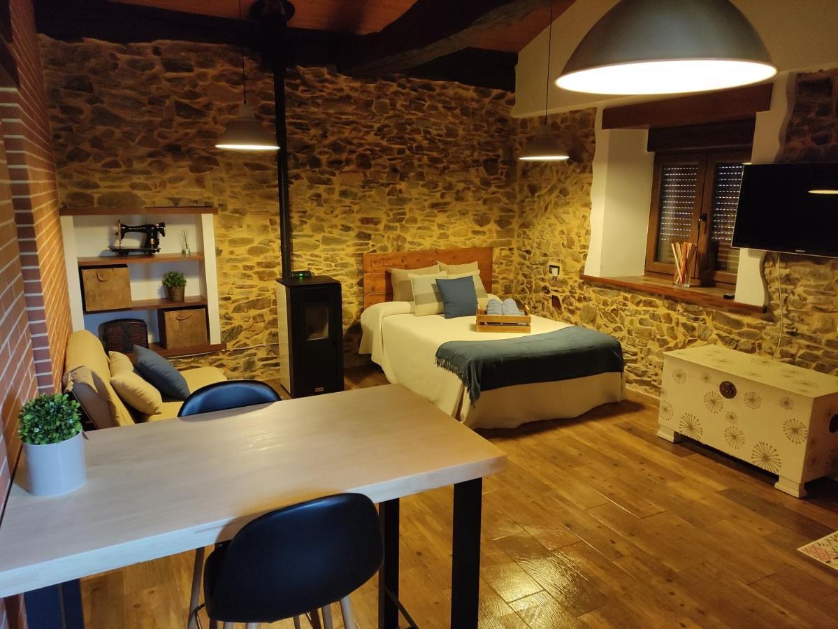 Vila Mini Piconeiro II Pravia Exteriér fotografie